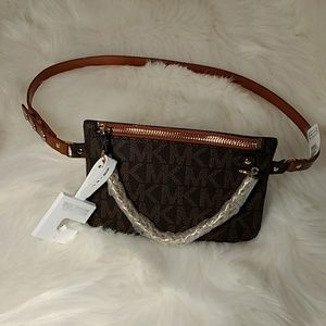 MICHAEL KORS Fanny Pack
